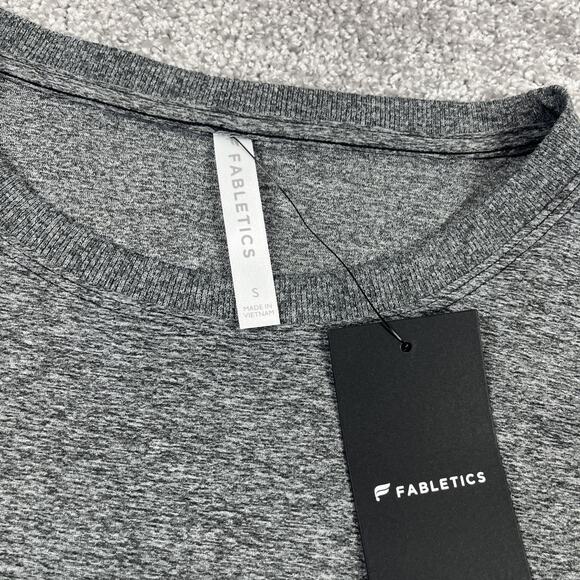 Fabletics Crop Top Womens Small T Shirt Performance Lightweight Heather Gray NWT - Picture 2 of 10